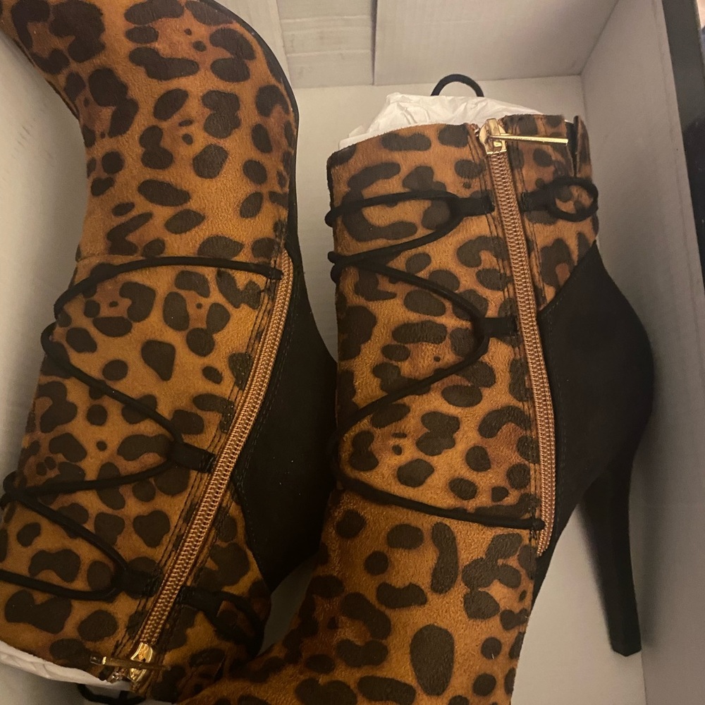 Ashley Stewart 8W animal print boot w/heel